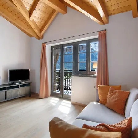 Casa Pollicina * Margno